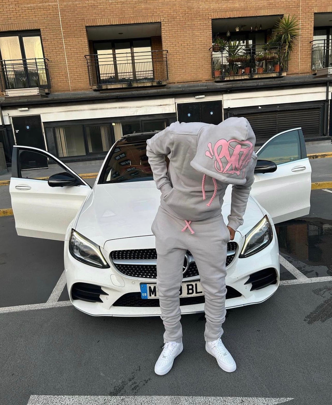 Syna World Tracksuit Grey/Pink