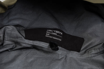 Arc'teryx Beta LT GORE-TEX Shell Khaki Green
