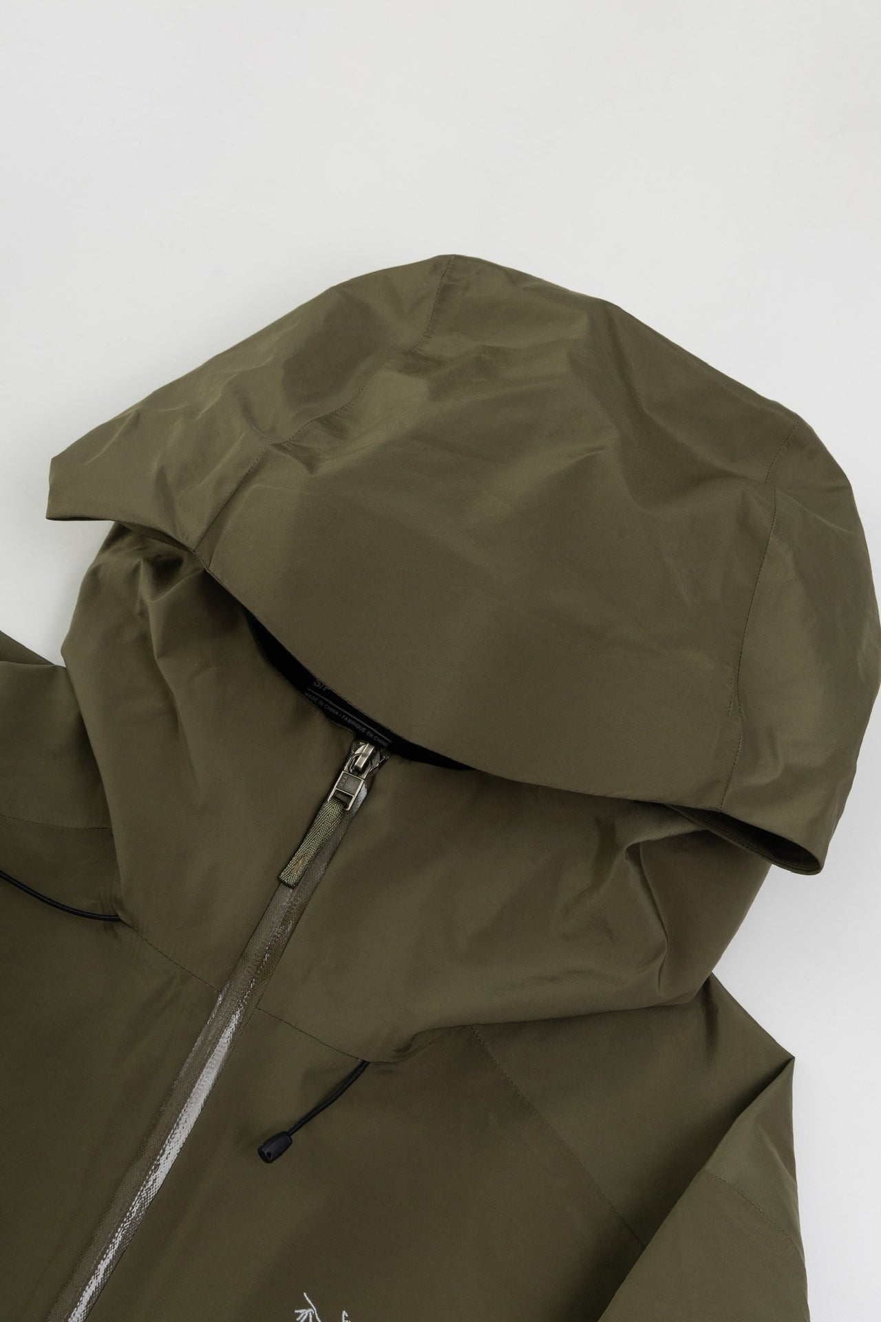 Arc'teryx Beta LT GORE-TEX Shell Khaki Green